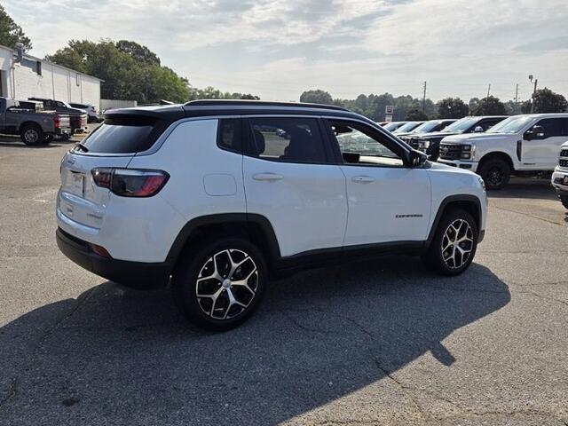 2024 Jeep Compass - $21,340