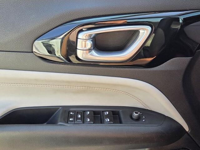 2024 Jeep Compass - $21,340