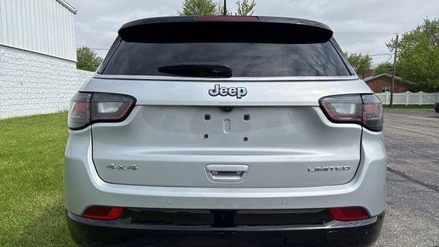2024 Jeep Compass (Red) Edition