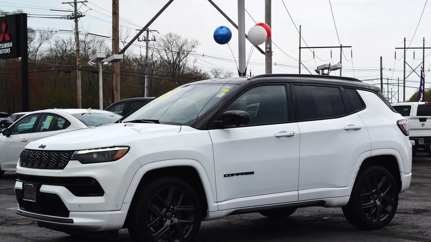 Preowned 2024 Jeep Compass Limited for Sale