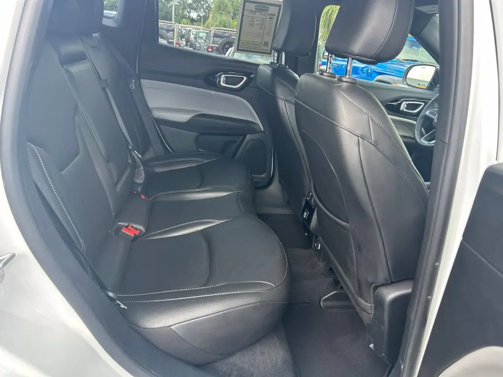 2025 Jeep Compass - $16,953