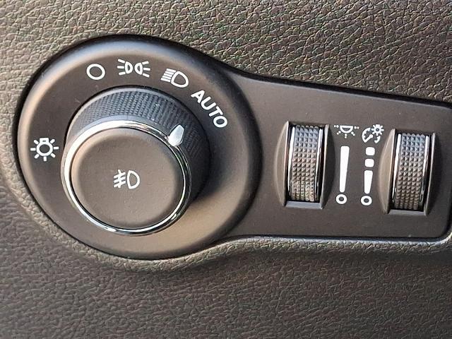 2025 Jeep Compass - $24,988