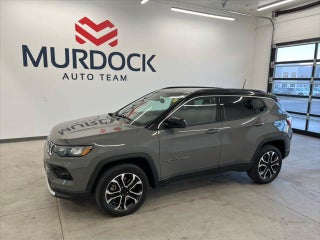 2023 Jeep Compass with Sting-Gray Clearcoat Exterior