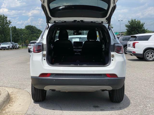2024 Jeep Compass - $21,316