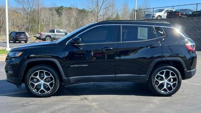2024 Jeep Compass (Red) Edition