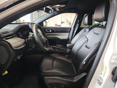 Photo of a 2025 Jeep Compass 4X4 Limited 4DR SUV for sale