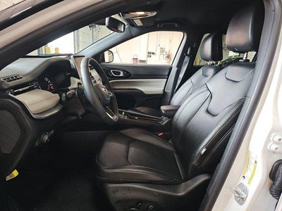 Photo of a 2025 Jeep Compass 4X4 Limited 4DR SUV for sale