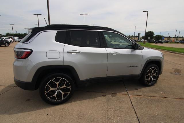 2025 Jeep Compass - $23,333