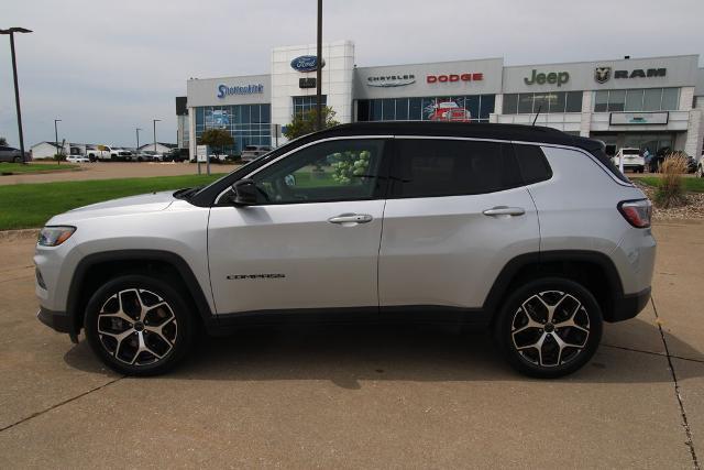 2025 Jeep Compass - $23,333