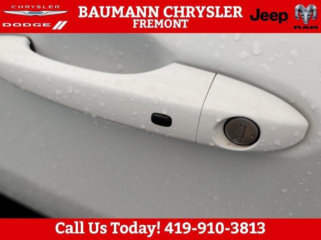 2023 Jeep Compass - $21,100