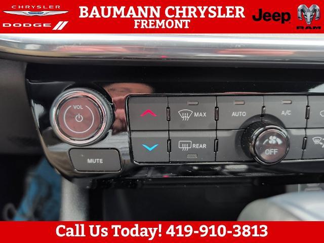 2023 Jeep Compass - $21,100