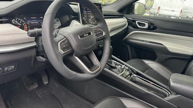 2024 Jeep Compass (Red) Edition