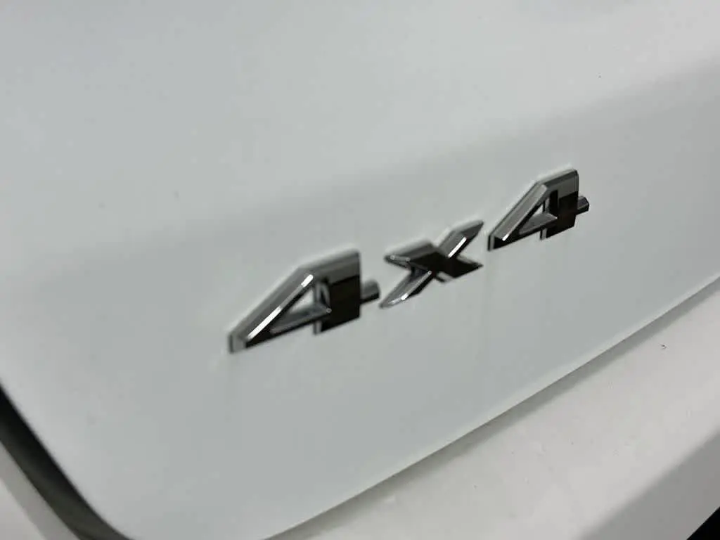 2024 Jeep Compass - $23,057