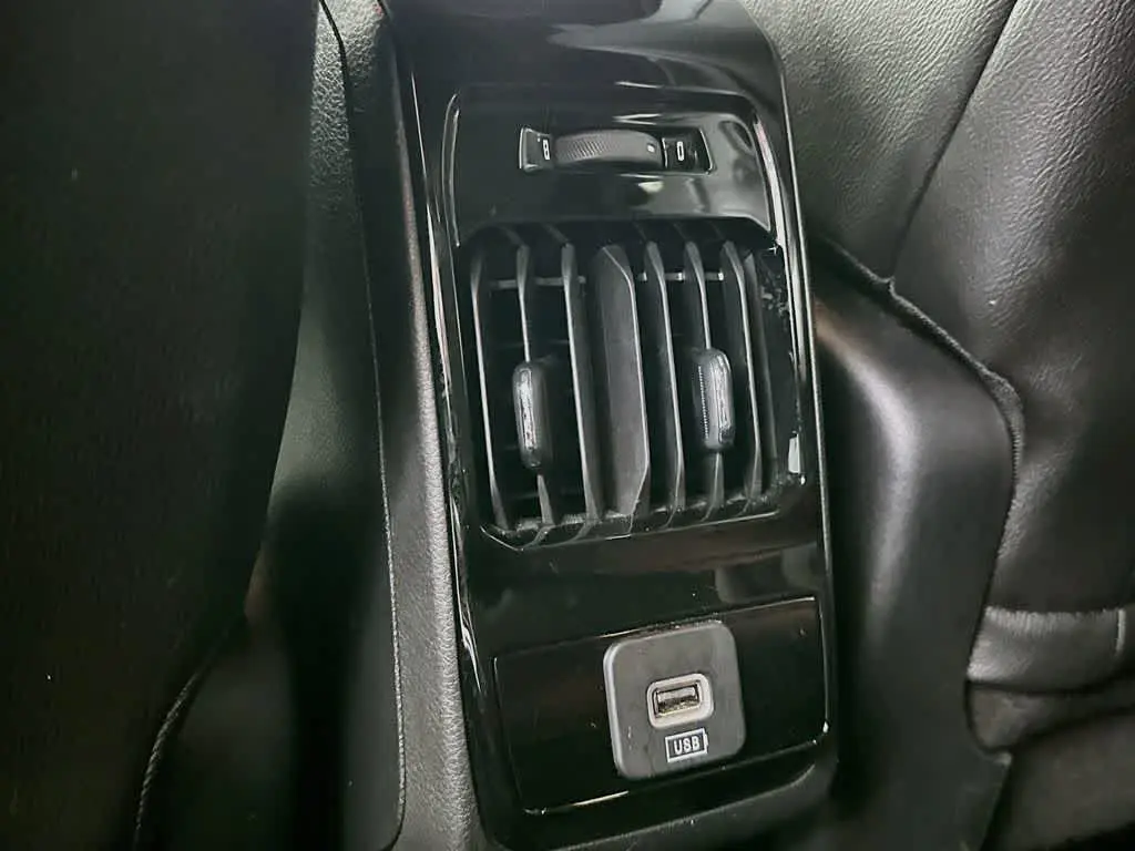 2024 Jeep Compass - $23,057