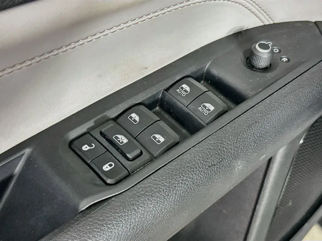 2024 Jeep Compass - $23,057