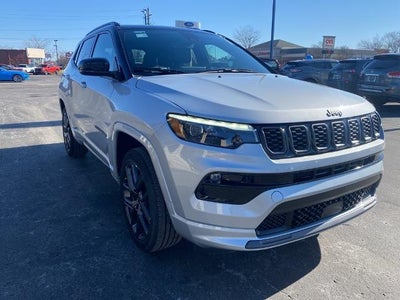 2025 Jeep Compass 4X4 Limited 4DR SUV