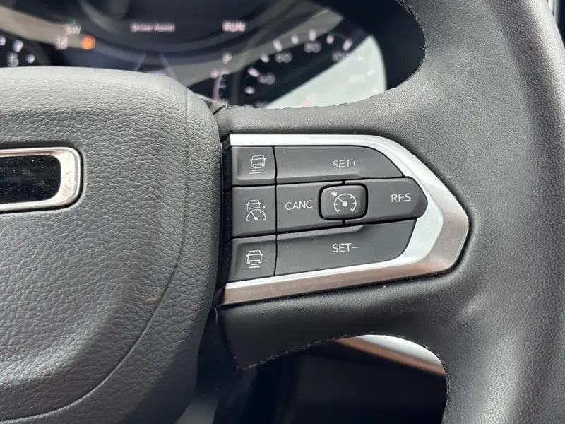 2025 Jeep Compass - $25,995