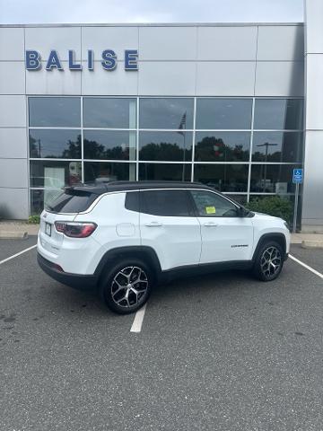 2024 Jeep Compass - $23,716