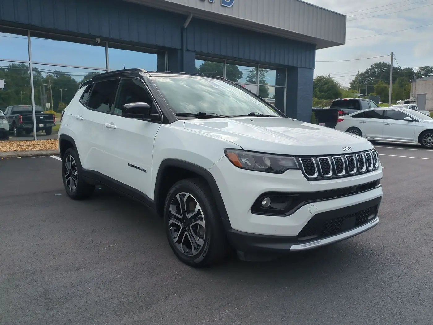 2024 Jeep Compass - $20,817