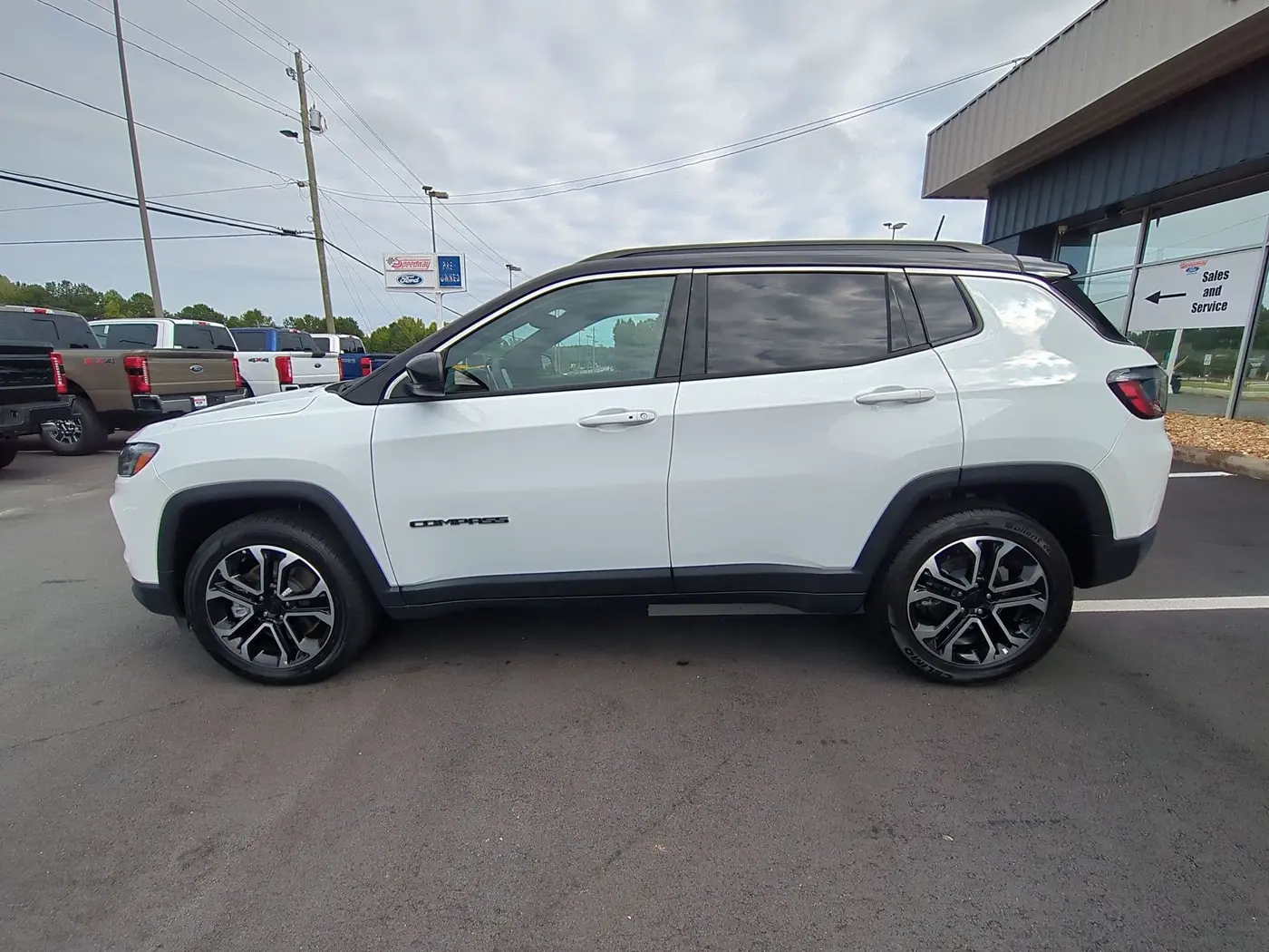 2024 Jeep Compass - $20,817