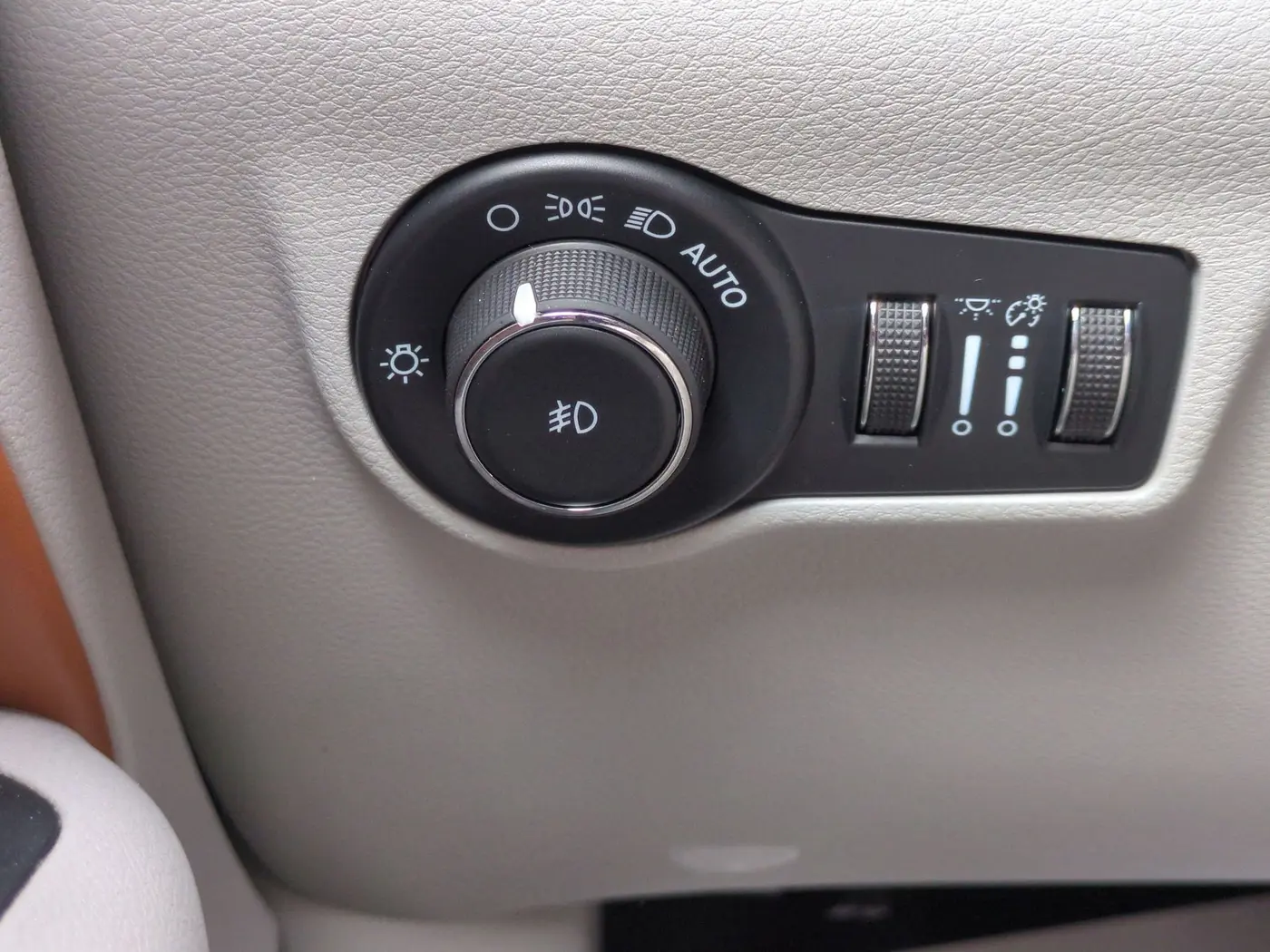 2024 Jeep Compass - $20,817