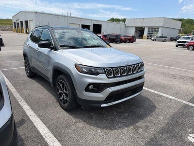 2025 Jeep Compass 4X4 Limited 4DR SUV
