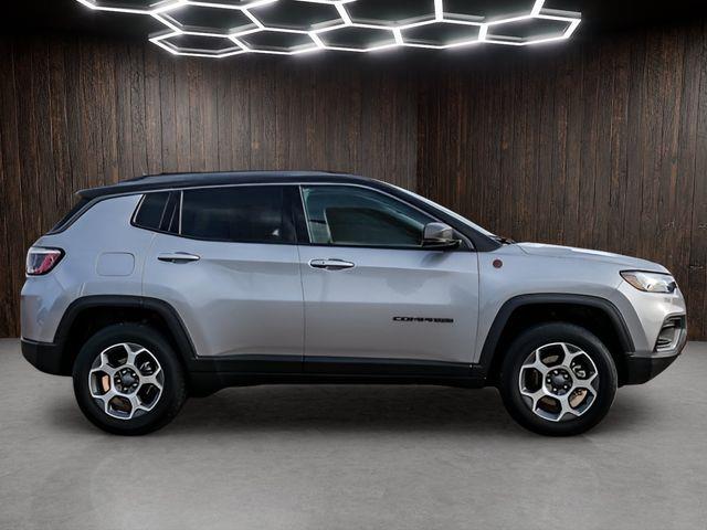 2022 Jeep Compass - $22,813