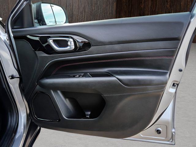 2022 Jeep Compass - $22,813
