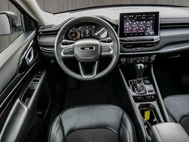 2022 Jeep Compass - $22,813