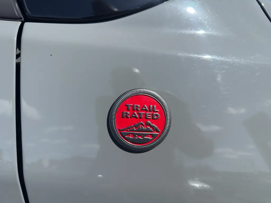 2022 Jeep Compass - $24,750