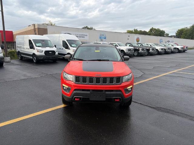 2019 Jeep Compass Trailhawk — photo 1 of 9