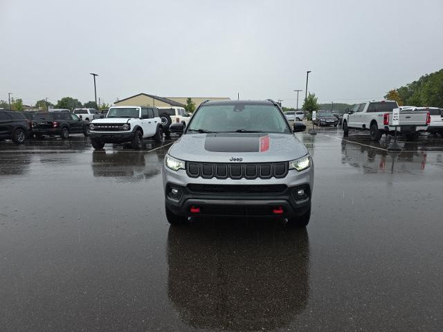 2022 Jeep Compass Trailhawk — photo 1 of 24