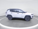 2021 Compass Thumbnail 8