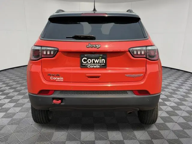 2018 Jeep Compass - $10,789