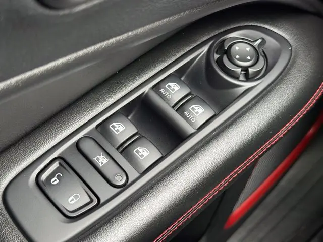 2018 Jeep Compass - $10,789