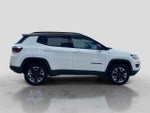 2017 Compass Thumbnail 7