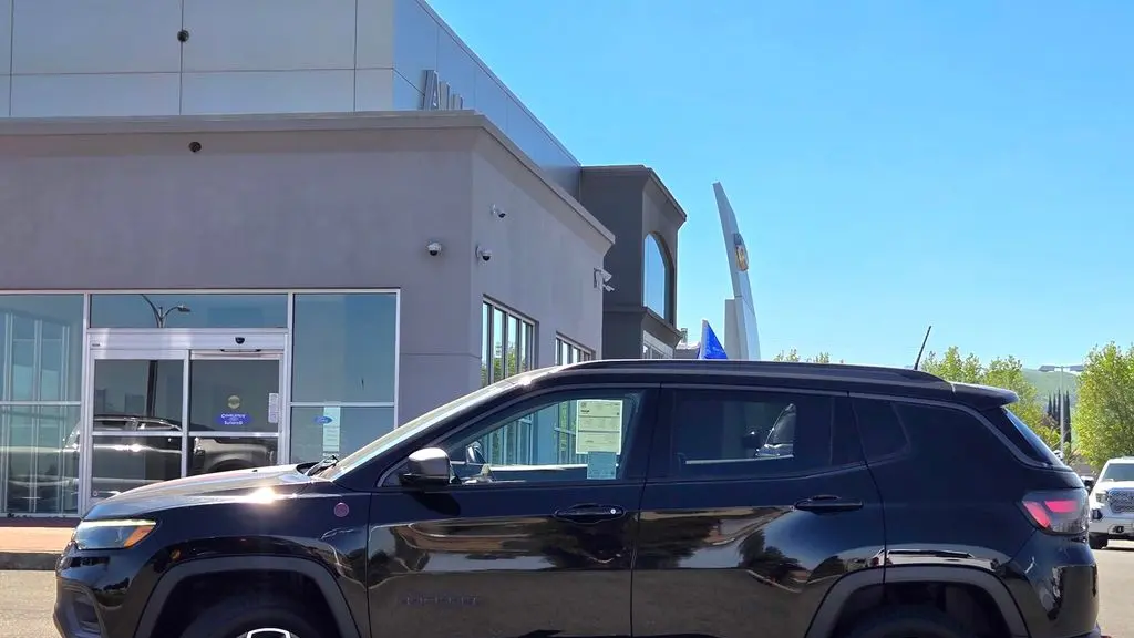 2022 Jeep Compass Trailhawk