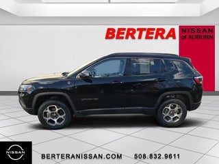 2022 Jeep Compass with Diamond Black Crystal Pearlcoat Exterior