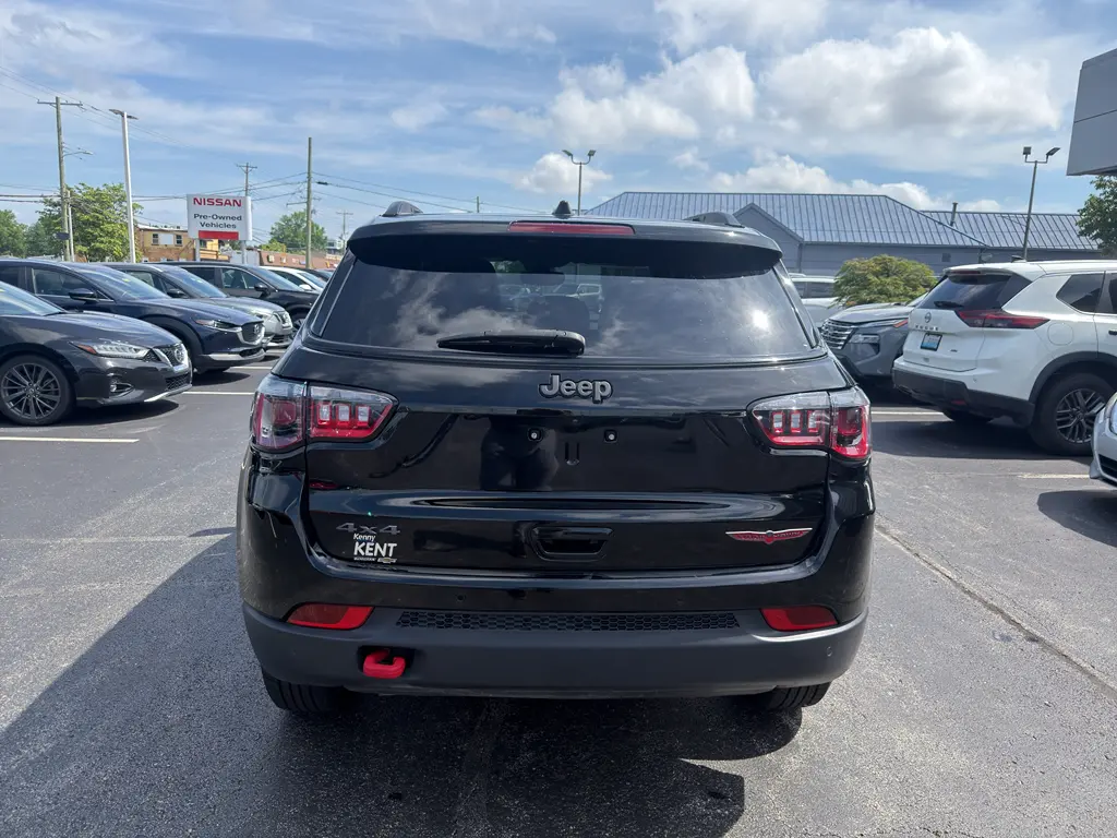 2024 Jeep Compass - $22,995