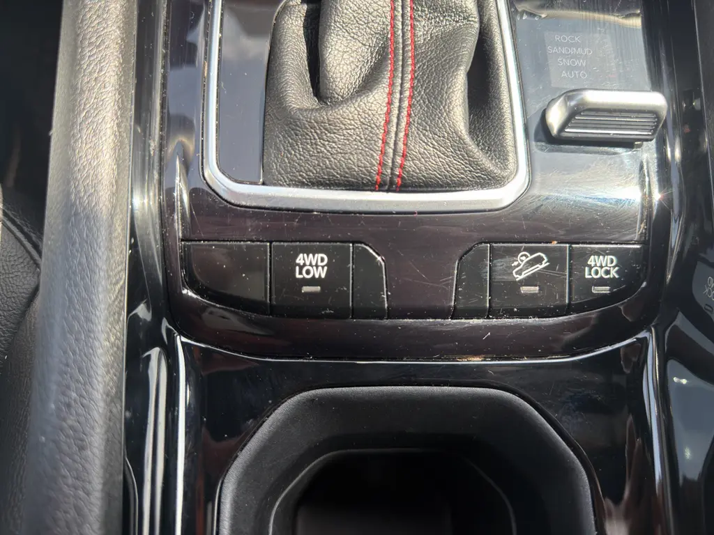 2024 Jeep Compass - $22,995