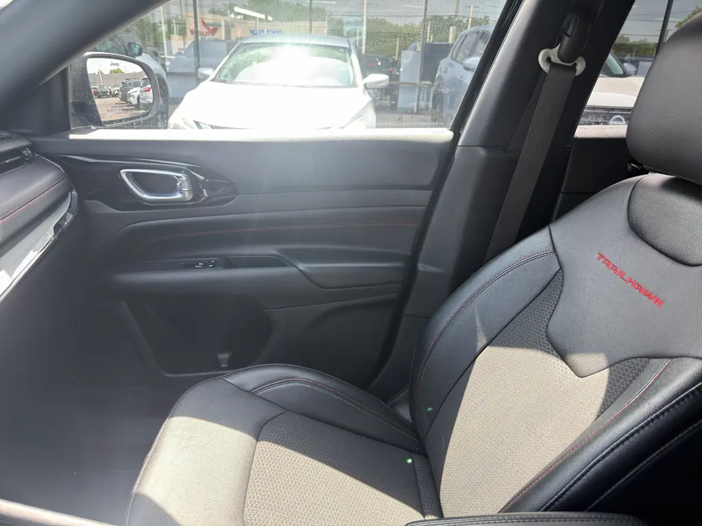 2024 Jeep Compass - $22,995