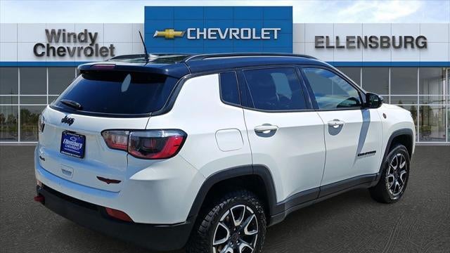 2025 Jeep Compass Trailhawk