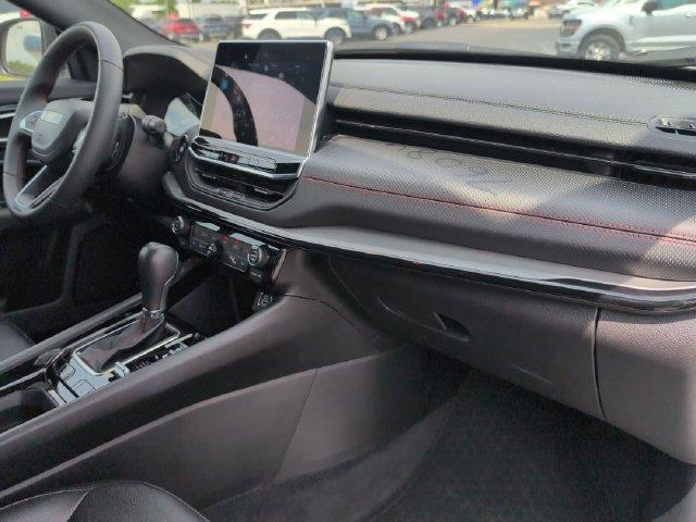 2025 Jeep Compass - $24,324