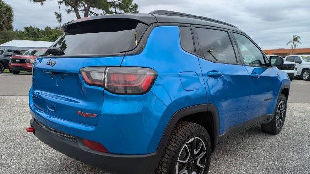 2025 Jeep Compass Trailhawk