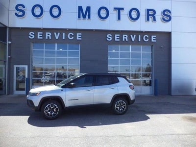 Photo of a 2025 Jeep Compass 4X4 Trailhawk 4DR SUV for sale