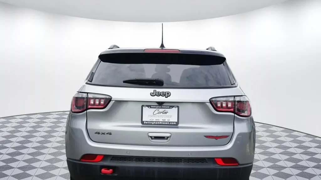 2023 Jeep Compass Trailhawk