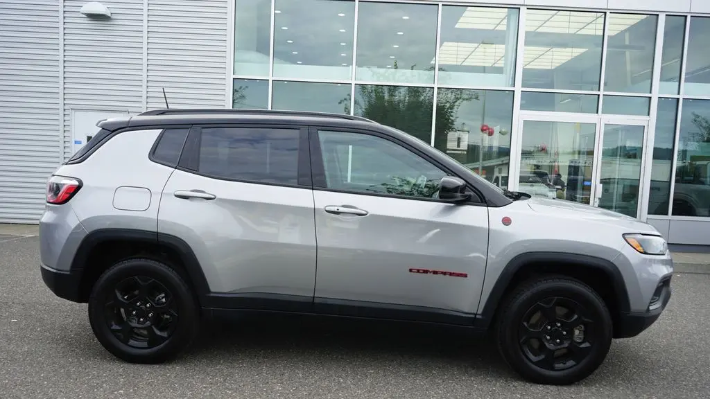 2023 Jeep Compass Trailhawk
