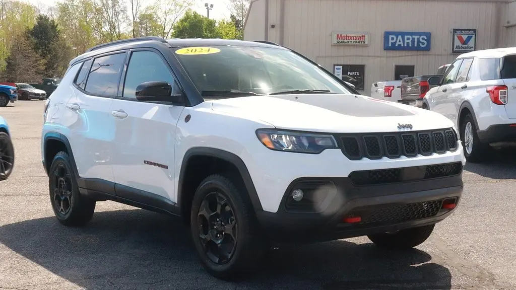 2024 Jeep Compass Trailhawk