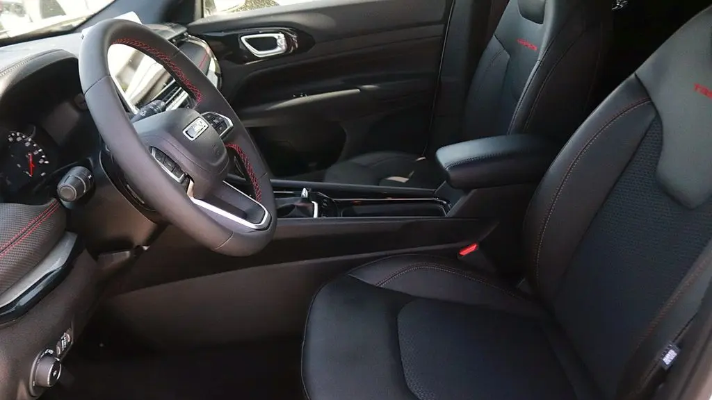 2024 Jeep Compass Trailhawk