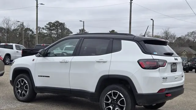 2025 Jeep Compass Trailhawk